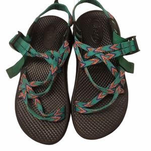 Girl's Chacos